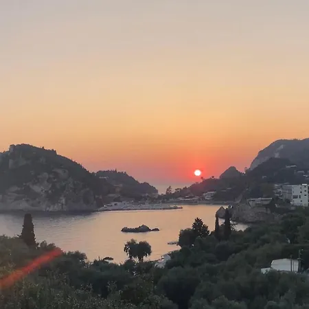 Διαμέρισμα Aris *